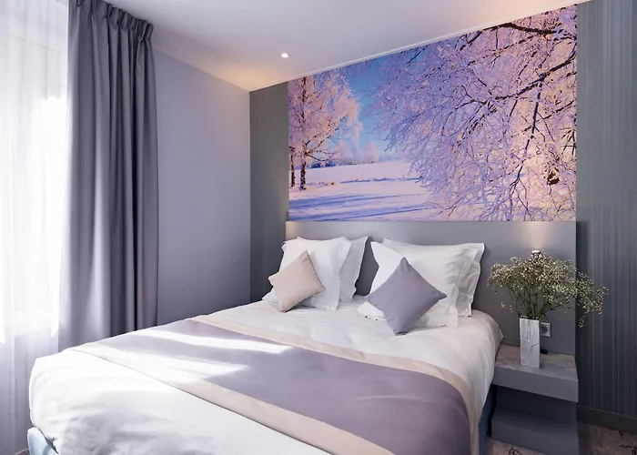 Jardins De MontmartreHotel Pas Cher Paris